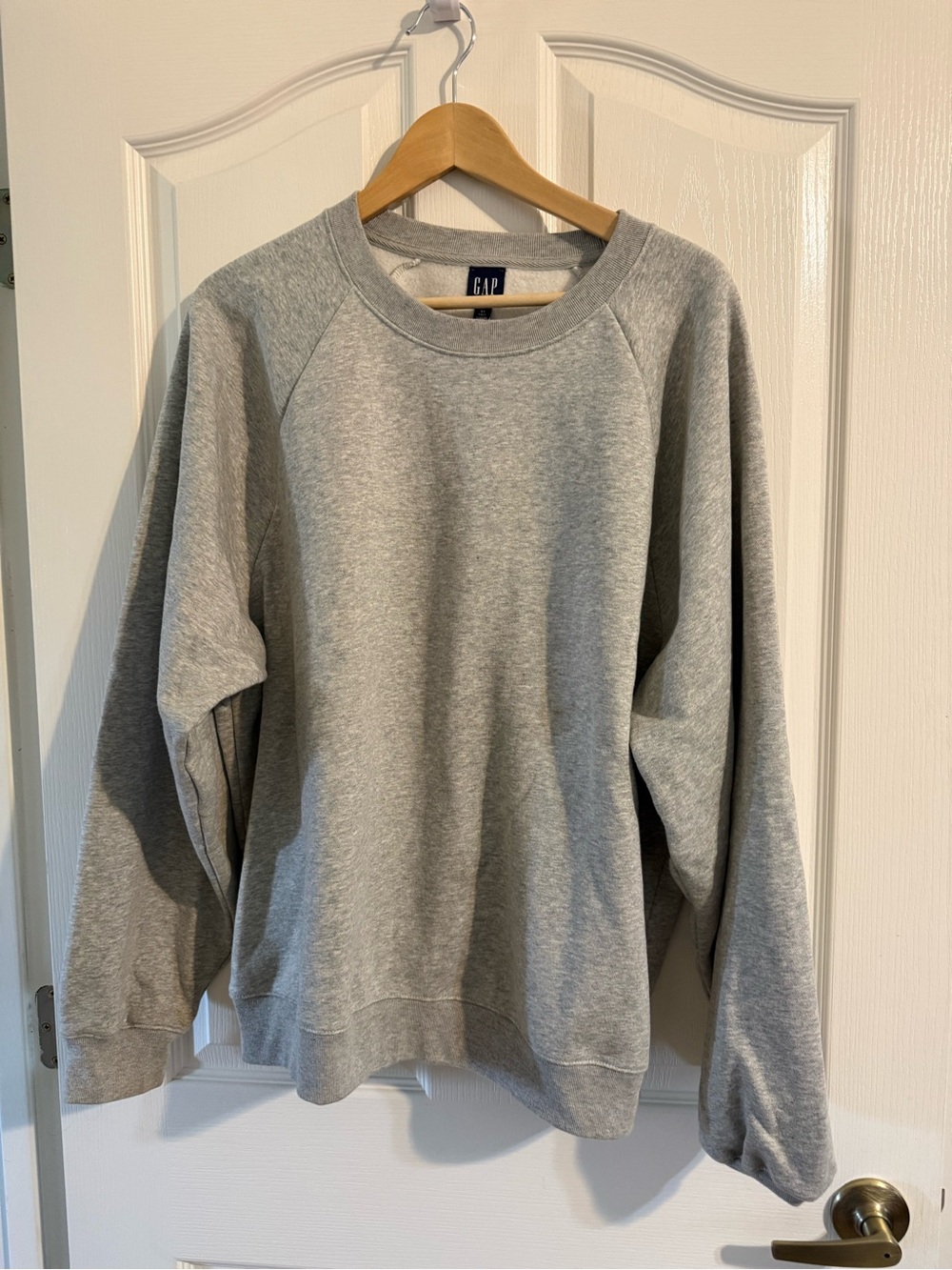 GAP Womens XL Tall NEW Crewneck Sweatshirt - Light Gray